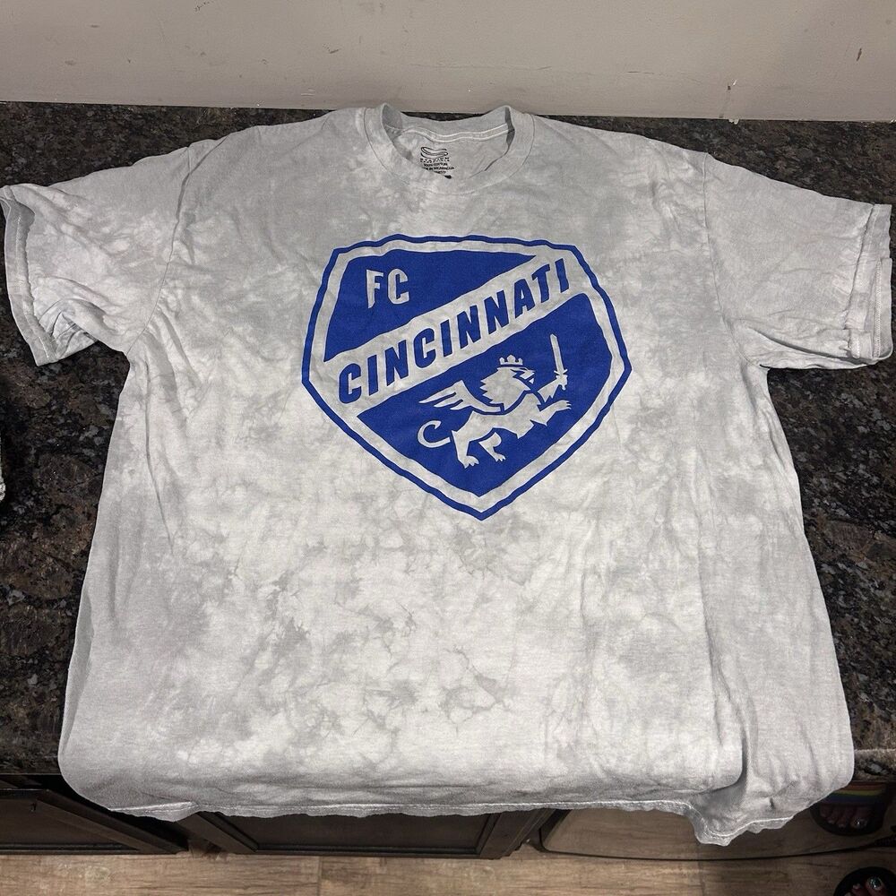 FC Cincinnati Mens Soccer Size Large T Shirt Tie Dye MLS Football Club EUC